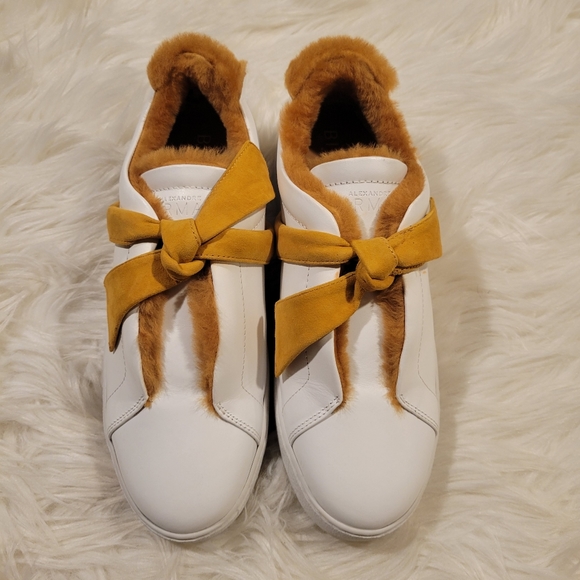 Alexandre Birman Clarita Bow Sneaker - Picture 1 of 9